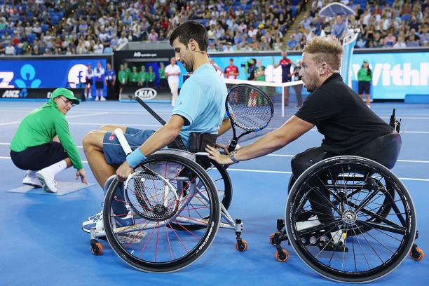 Novak Djokovic et Dylan_Alcott au A Night with Novak 2017 de Melbourne